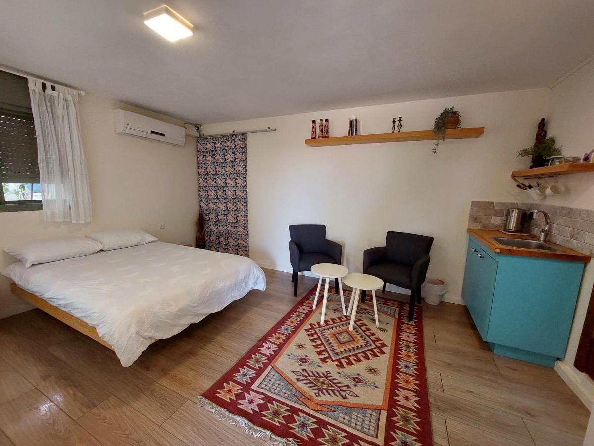 Cute Guest Room Kefar Weradim Екстериор снимка